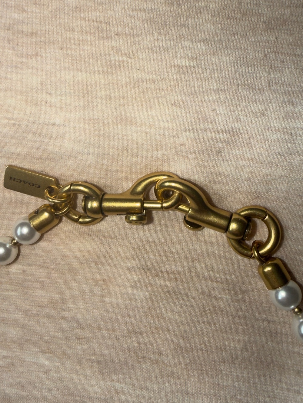 Coach Pearl " C " Bag Charm Strap - Picture 2 of 3
